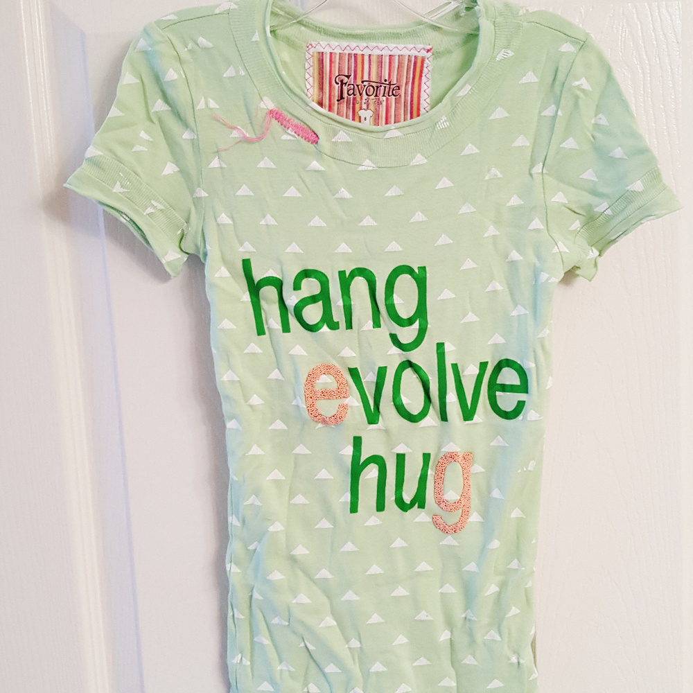 Kids Tee Shirt HANG EVOLVE HUG NWT Long S/S Green